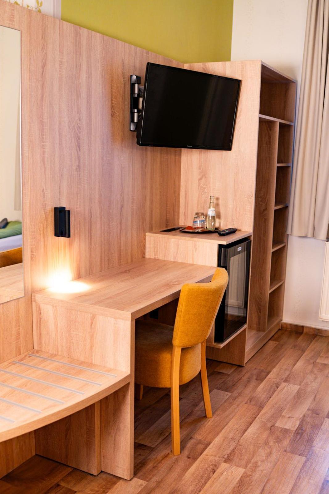 Waldhotel 2*